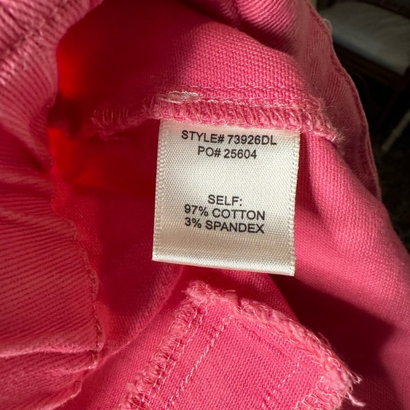 NWT Skies are Blue Pink Denim Shorts - Picture 11 of 13